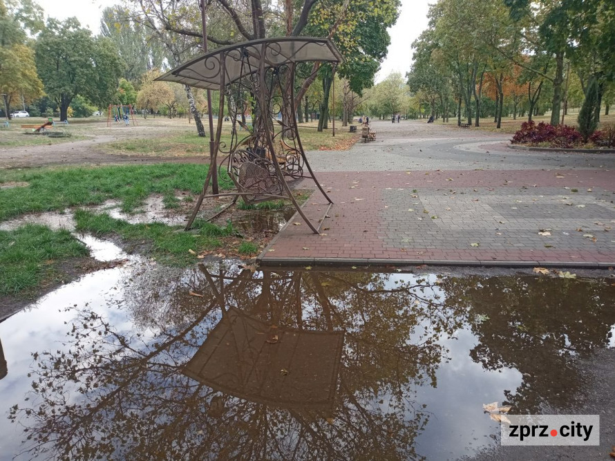 Безпека під час прогулянок - у двох парках Запоріжжя збудують укриття