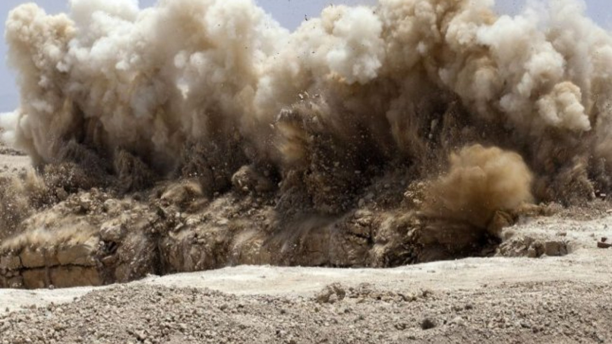  Буде гучно: в Запоріжжі попереджають містян про вибухові роботи - що відомо