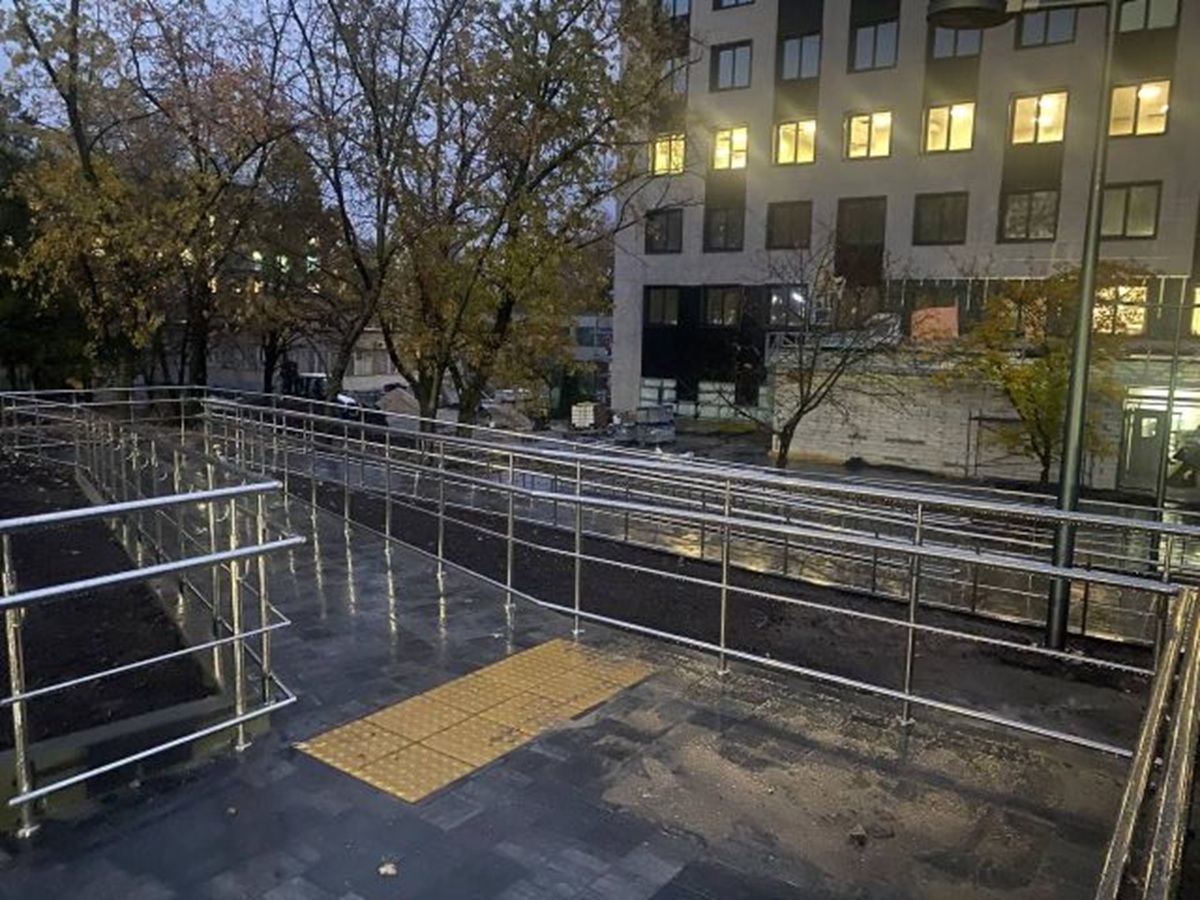 Палати, операційні, реанімація - у Запоріжжі готують до відкриття оновлений травматологічний корпус провідної лікарні (фото)