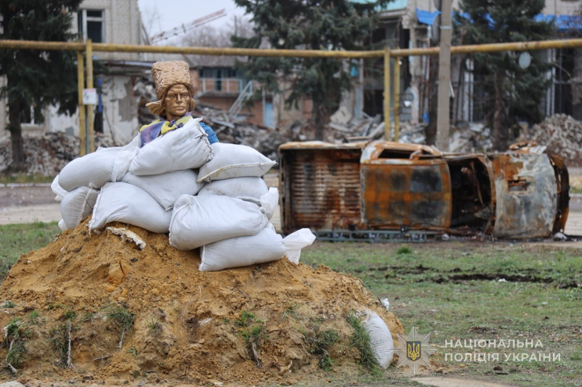 Під прицілом війни - з Гуляйполя евакуюють людей, навколишні села окуповані (фото)