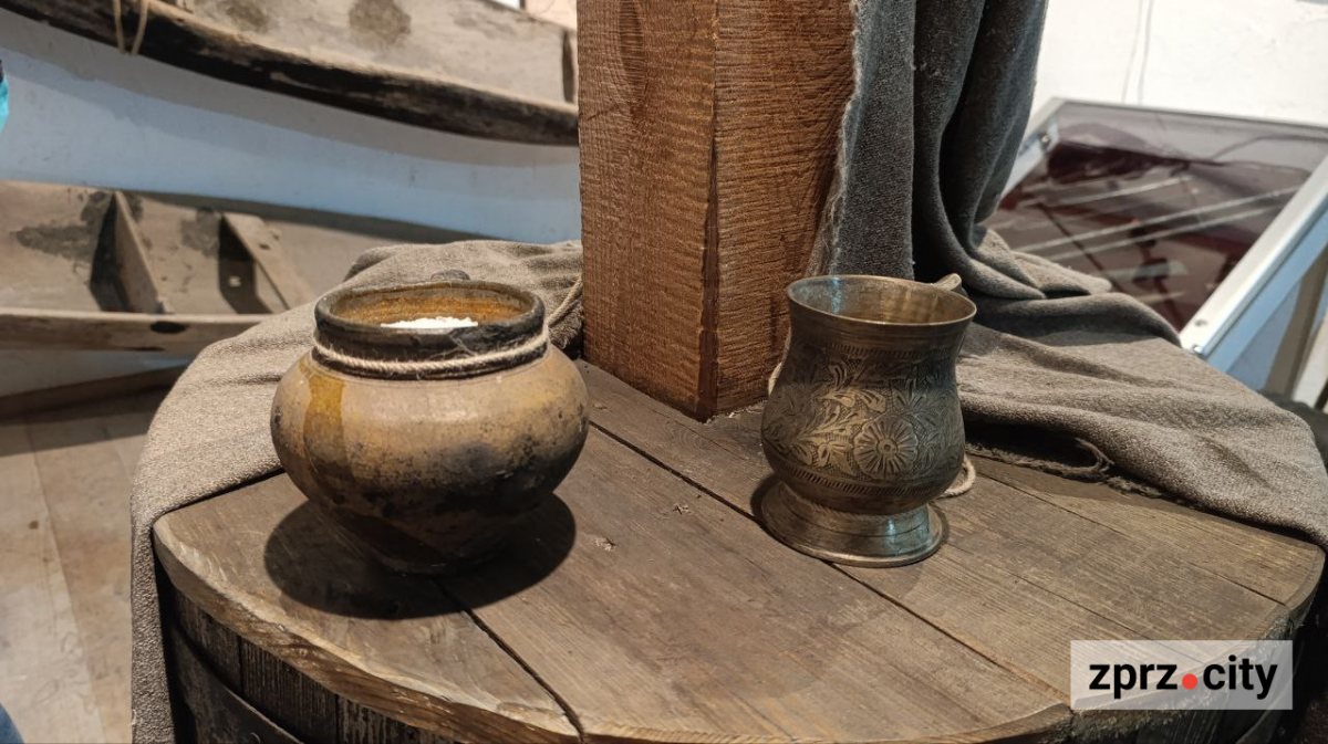 Під вітрилами історії — на Хортиці відкрили унікальну виставку про морські походи запорожців (фото)