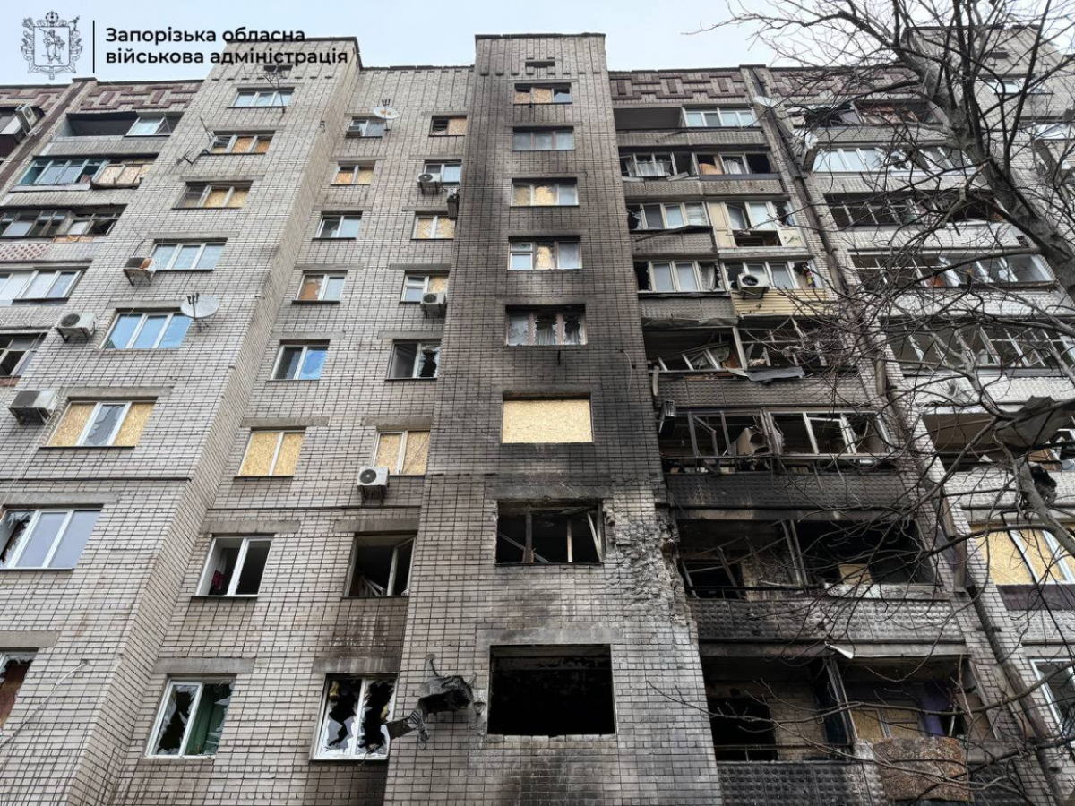 "Прилетів у стіну нашого будинку" - запоріжці розповіли про пекло нічної атаки дронів по місту (відео)