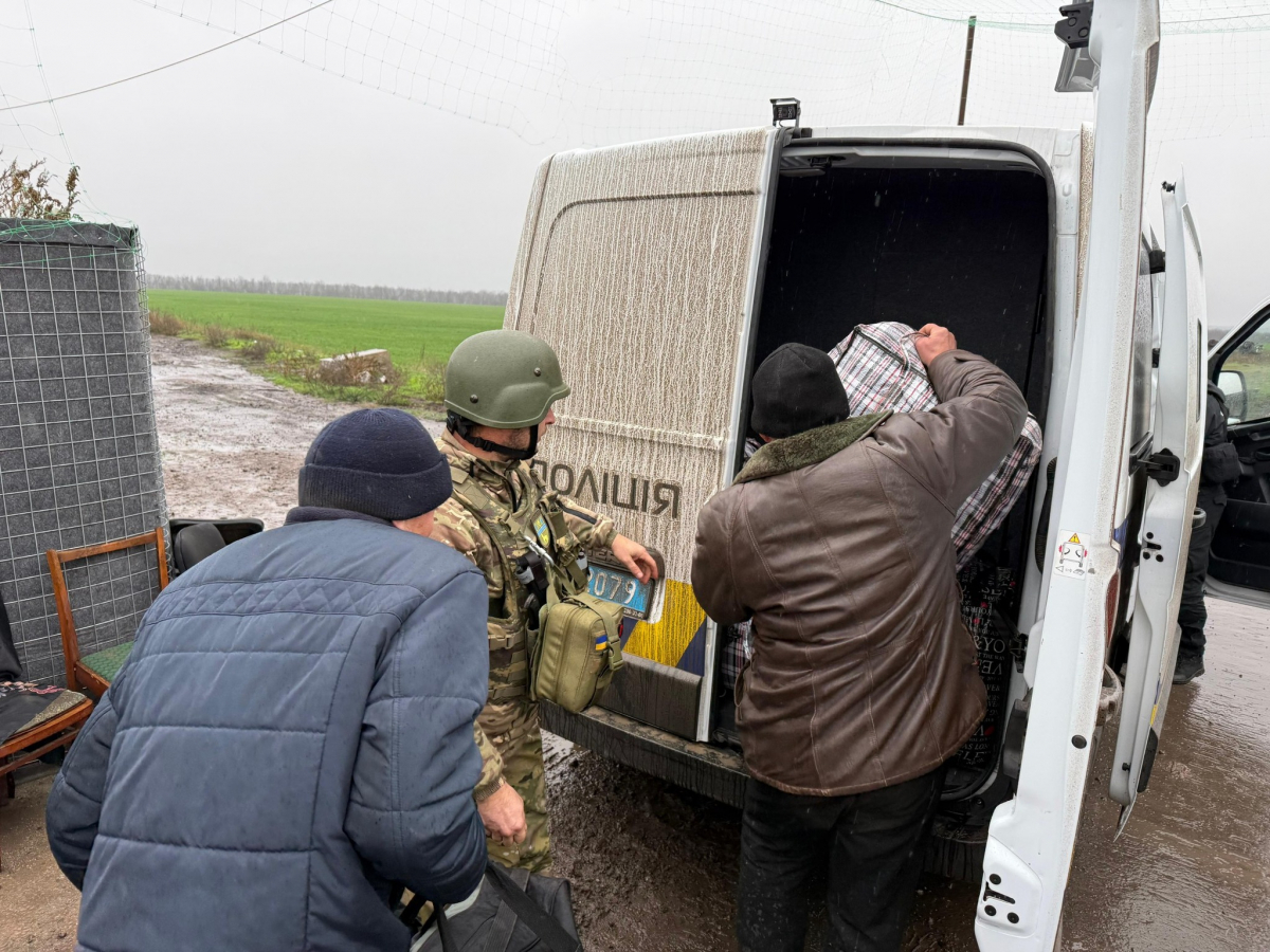 Ризик загинути або бути пораненим — максимальний: до Запоріжжя з прифронтових громад евакуювали мирних мешканців