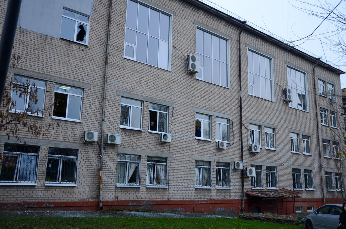 Російський дрон вдарив по гуртожитку — у Запоріжжі внаслідок атаки  постраждали університетські будівлі (фото, відео)