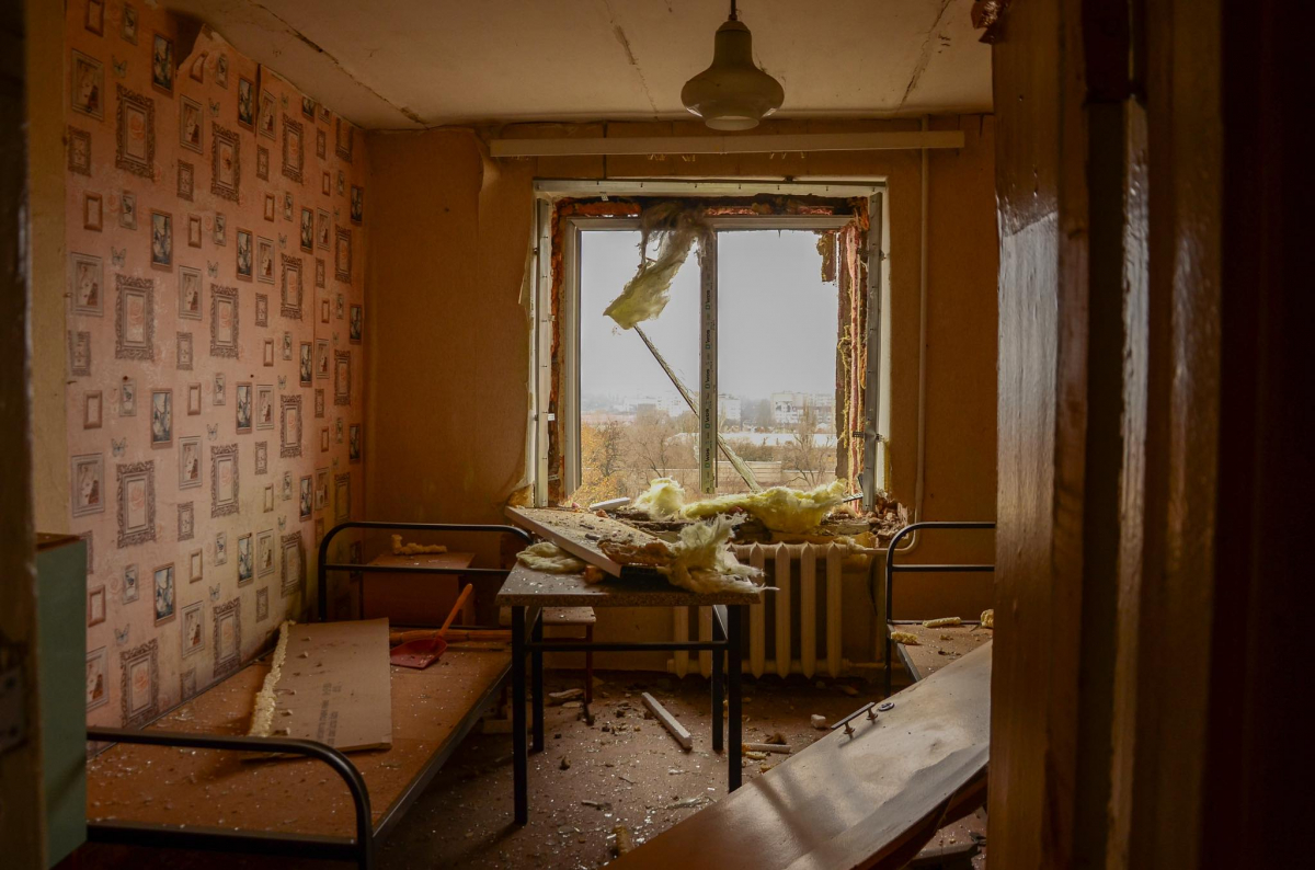 Російський дрон вдарив по гуртожитку — у Запоріжжі внаслідок атаки  постраждали університетські будівлі (фото, відео)