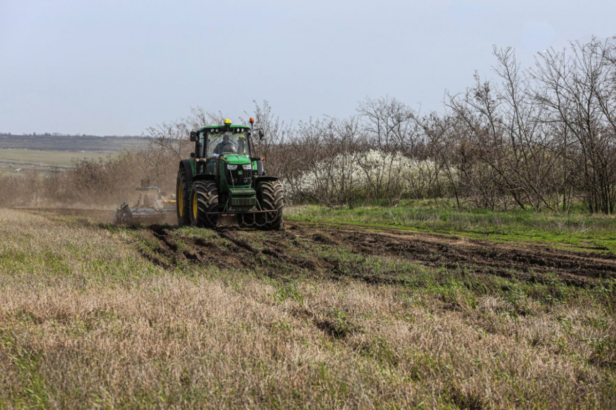 Смертельна трагедія на агропідприємстві – у Запорізькому районі суд призначив покарання водію навантажувача