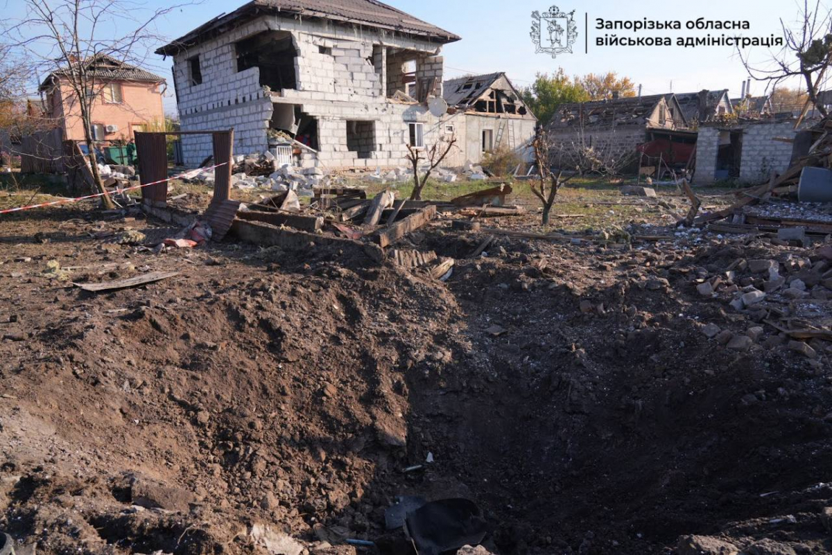 У Запоріжжі внаслідок нічної атаки пошкоджень зазнав житловий сектор Шевченківського району - кількість поранених зросла (фото, відео)