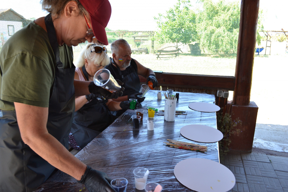 Унікальна модель адаптації - у Запоріжжі пілотна ініціатива допомагає ветеранам та їх родинам відновитися (фото)