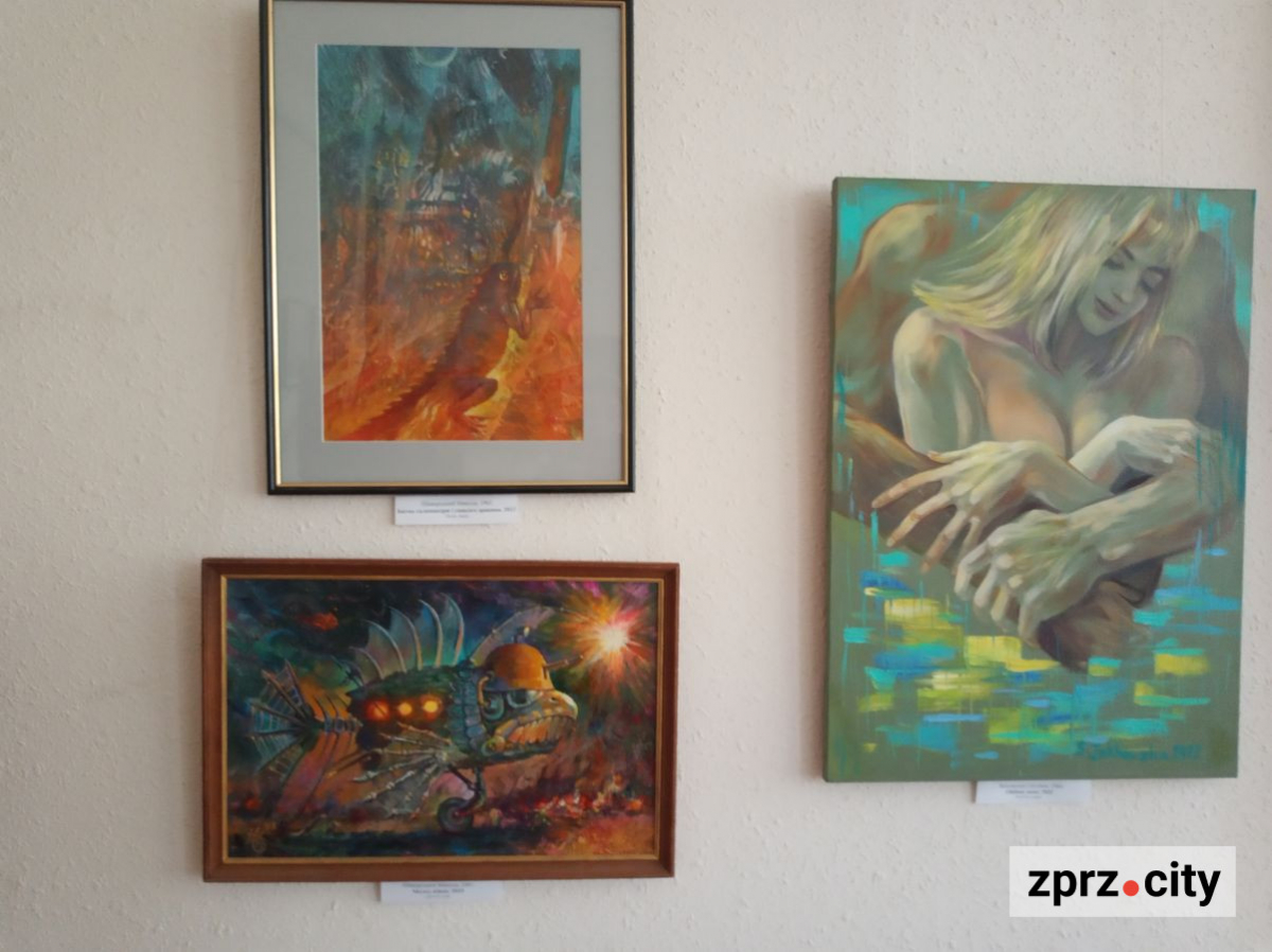 Запорізький музей тимчасово надав "дах" художникам з вернісажу у фонтана - фото