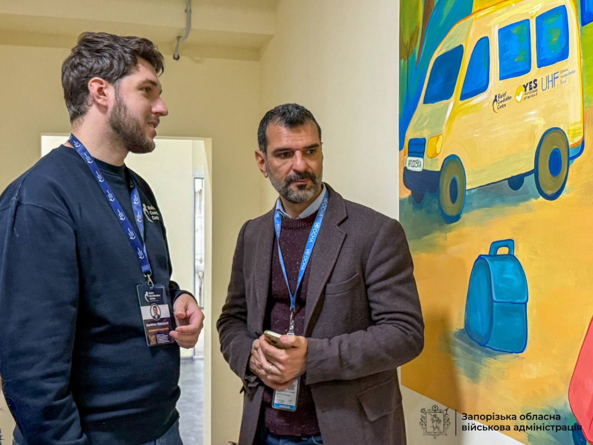  Інклюзивний простір для евакуйованих та постраждалих від війни – у Запоріжжі запрацював центр підтримки (фото)