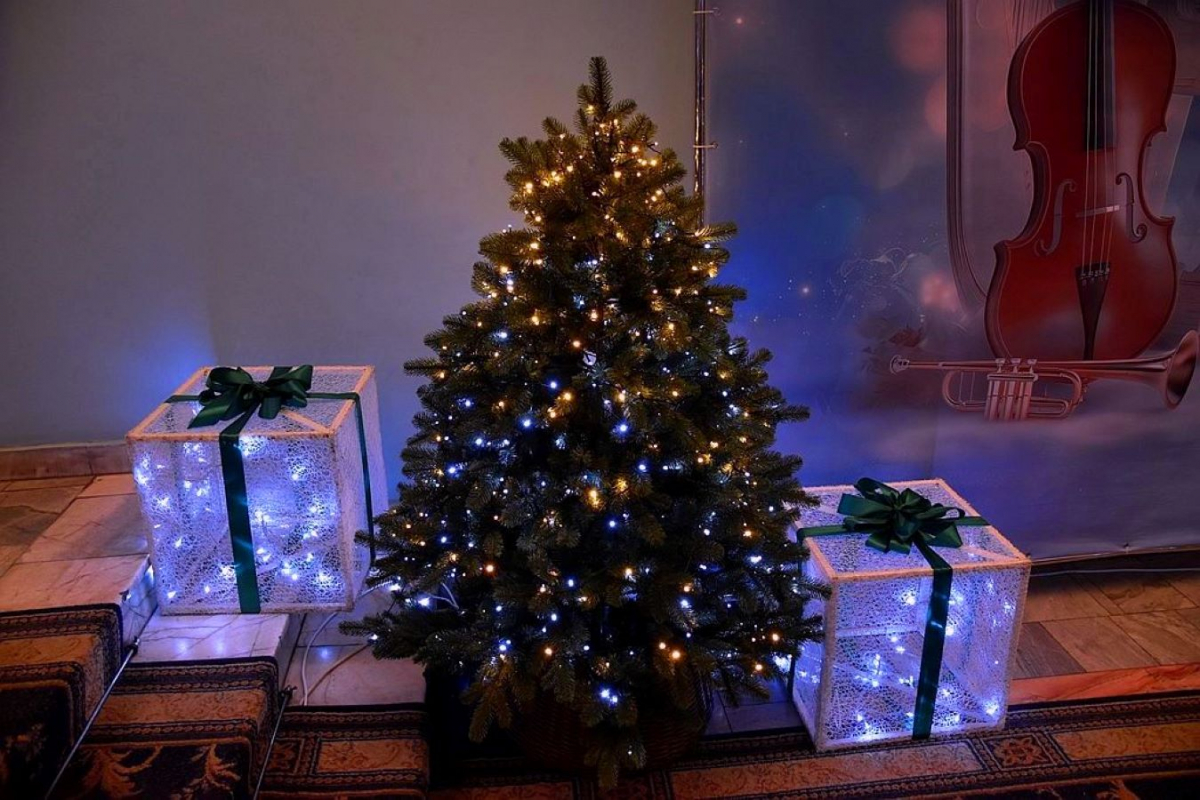 Космічна подорож і багато гарної музики - що підготували до новорічно-різдвяних свят у запорізькій філармонії