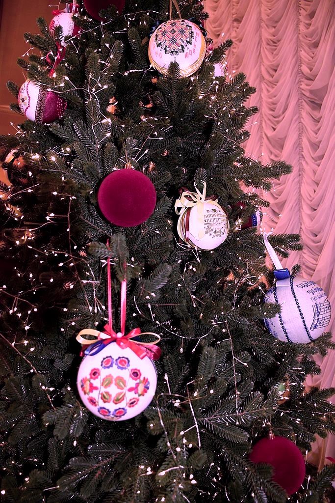 Космічна подорож і багато гарної музики - що підготували до новорічно-різдвяних свят у запорізькій філармонії