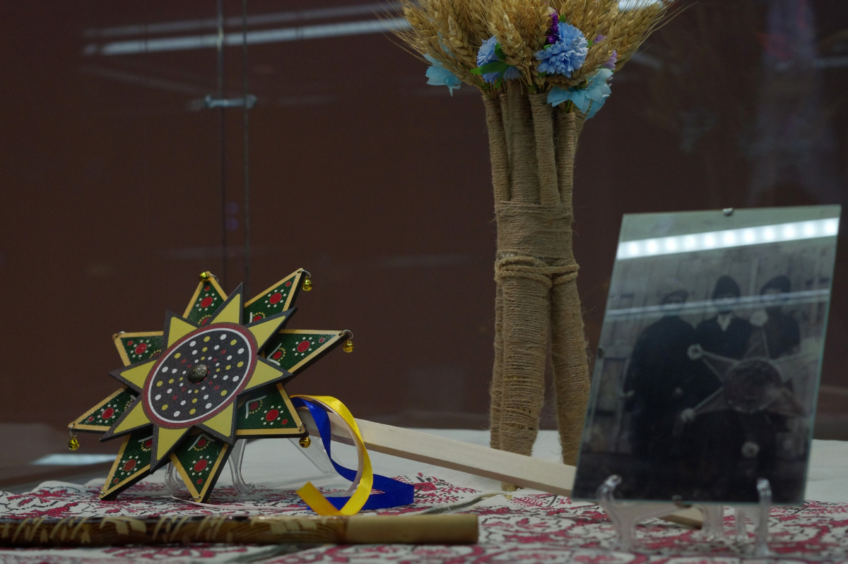 Квести, майстер-клас та душевна виставка - як відчути дух Новоріччя в запорізькому історико-краєзнавчому музеї