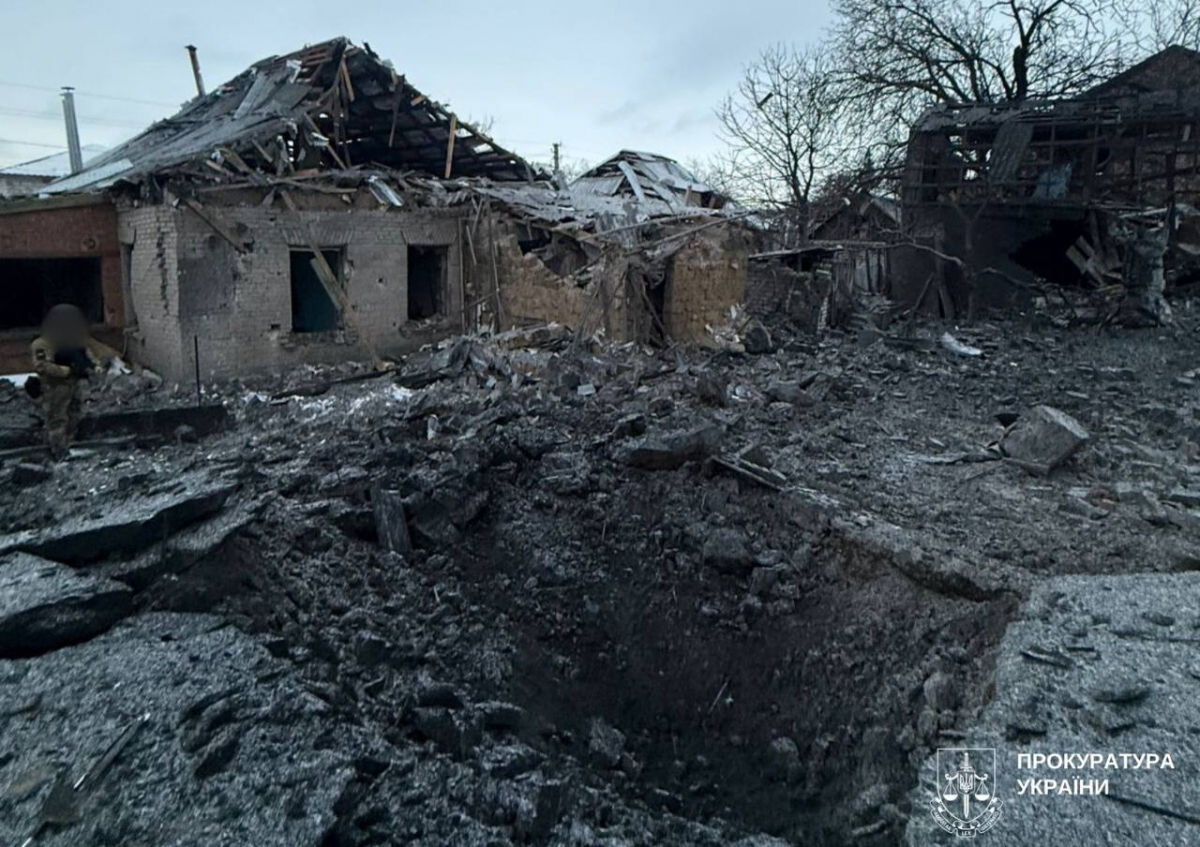 "Мене оглушило, зараз погано чую" - що розповіли очевидці про кошмар ранкової атаки авіабомбами по Запоріжжю (фото)