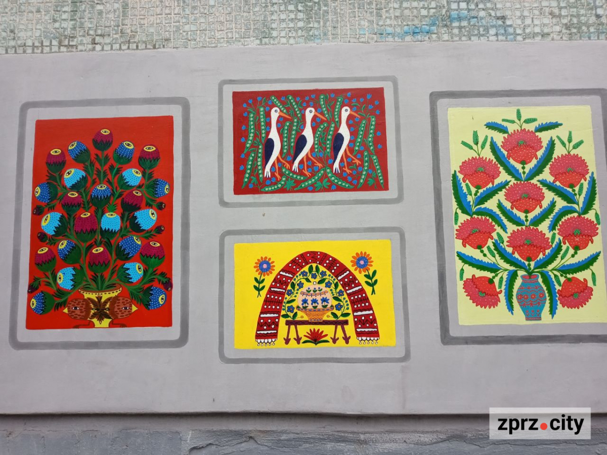 На запорізькій багатоповерхівці стало ще більше фантастичних звірів - фото