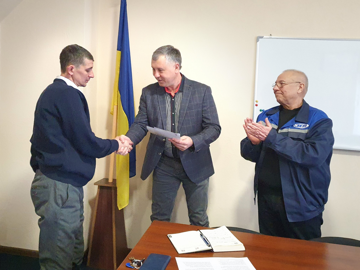 Оновлений та відремонтований: у Запоріжжі трамвай після капремонту виходить у лінію (відео)