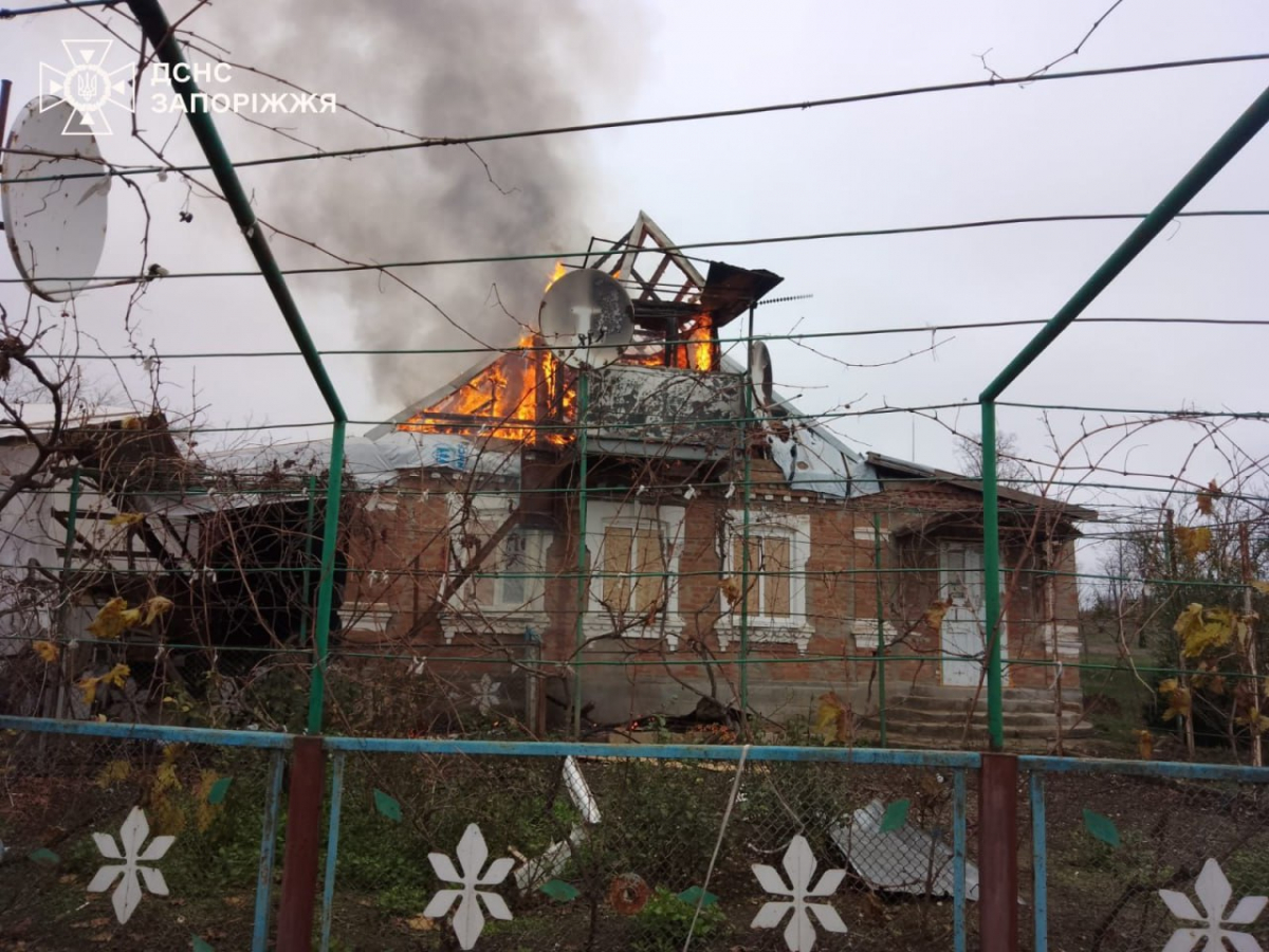 Росіяни завдали ракетного удару по Запорізькому району - поранений чоловік 