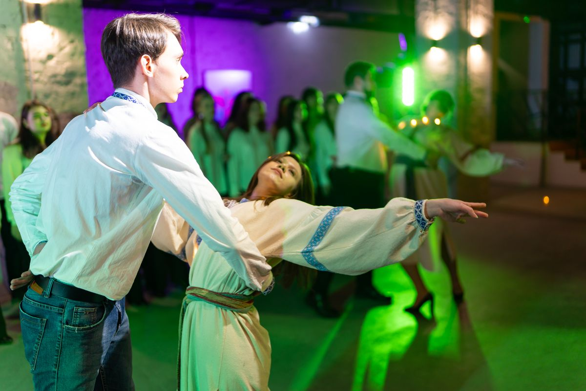 Свято з важливою метою: в Запоріжжі провели новорічний бал на підтримку захисників (фото, відео)