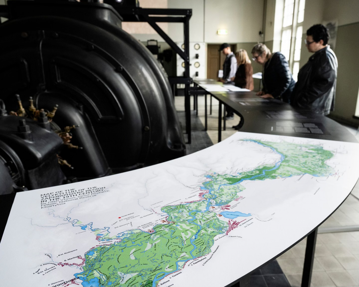 Відома художниця презентує у Запоріжжі виставку, яку створила на Хортиці і показала у Фінляндії