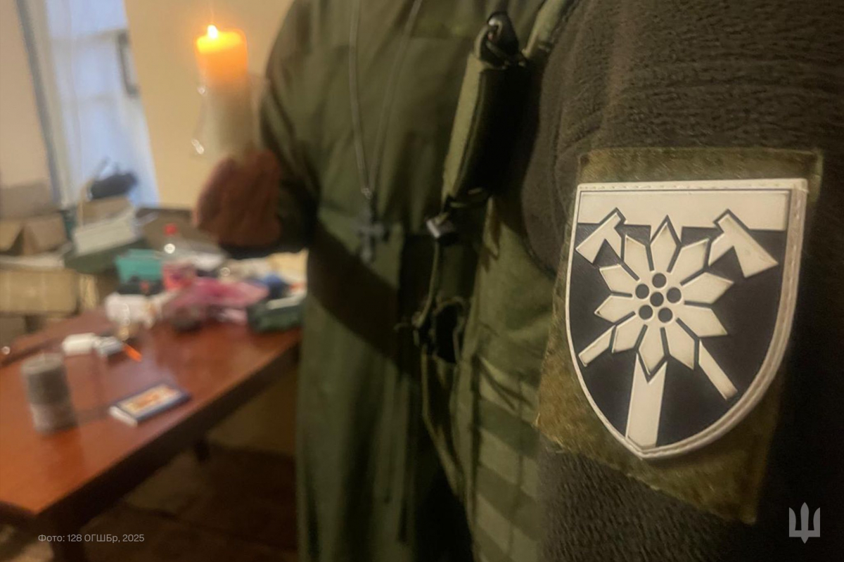 Запорізькі пластуни передали Вифлеємський вогонь на фронт (фото)