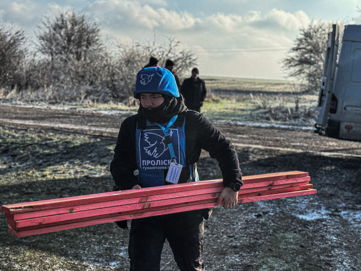 Авіабомби накрили Запорізький район — у Юрківці поранено чоловіка та зруйновано будинки (фото)