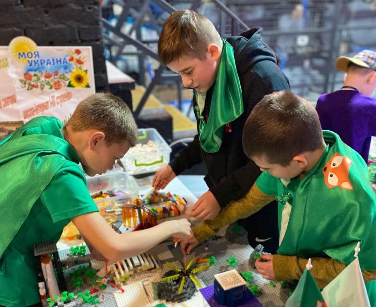 Батьки просять не закривати у Запоріжжі унікальний центр науково-технічної творчості з безкоштовними гуртками з 80-річною історією