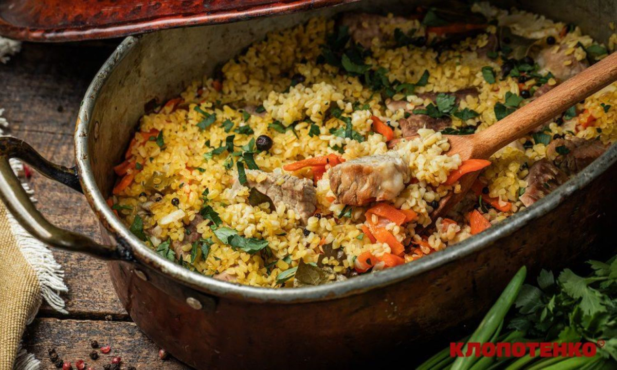 Чудовий варіант вечері - готуємо булгур з м’ясом та овочами за рецептом відомого шеф-кухаря