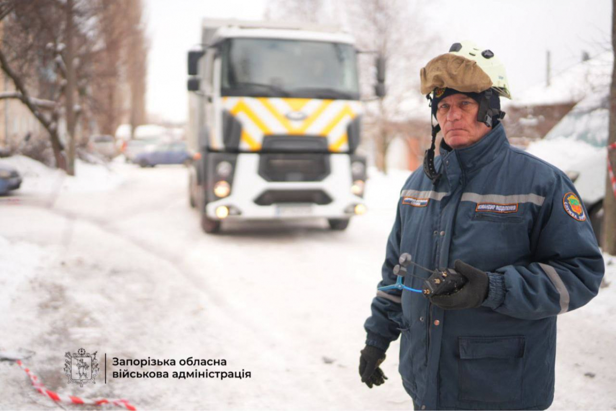 Росіяни атакували Запоріжжя в новорічну ніч — першочергові роботи з ліквідації наслідків удару завершені (фото)