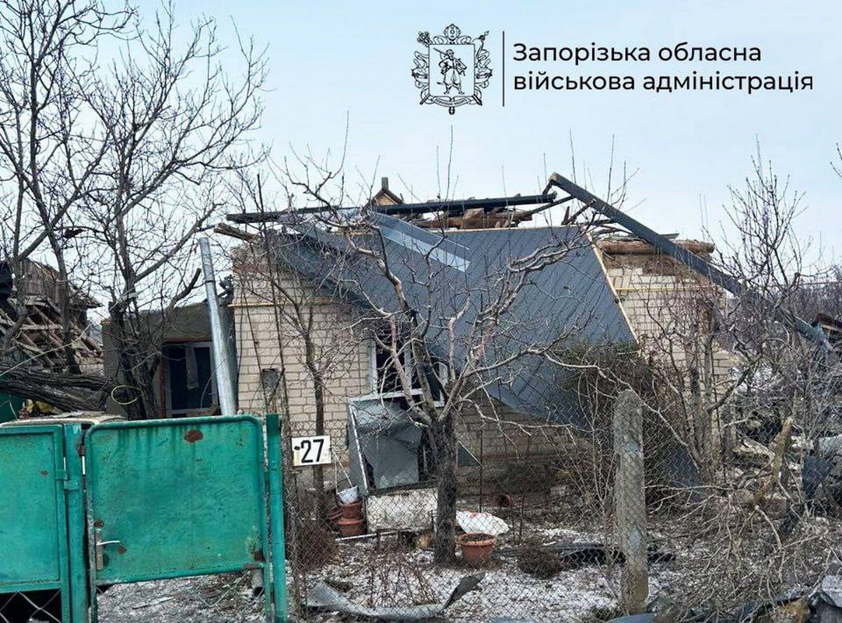 Двоє загиблих та поранені: росіяни масовано обстріляли Запорізьку область 