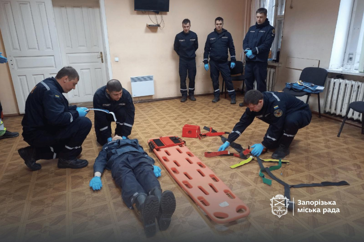 Як стати рятувальником: у Запоріжжі відкрили перший в Україні навчальний центр (фото, відео)