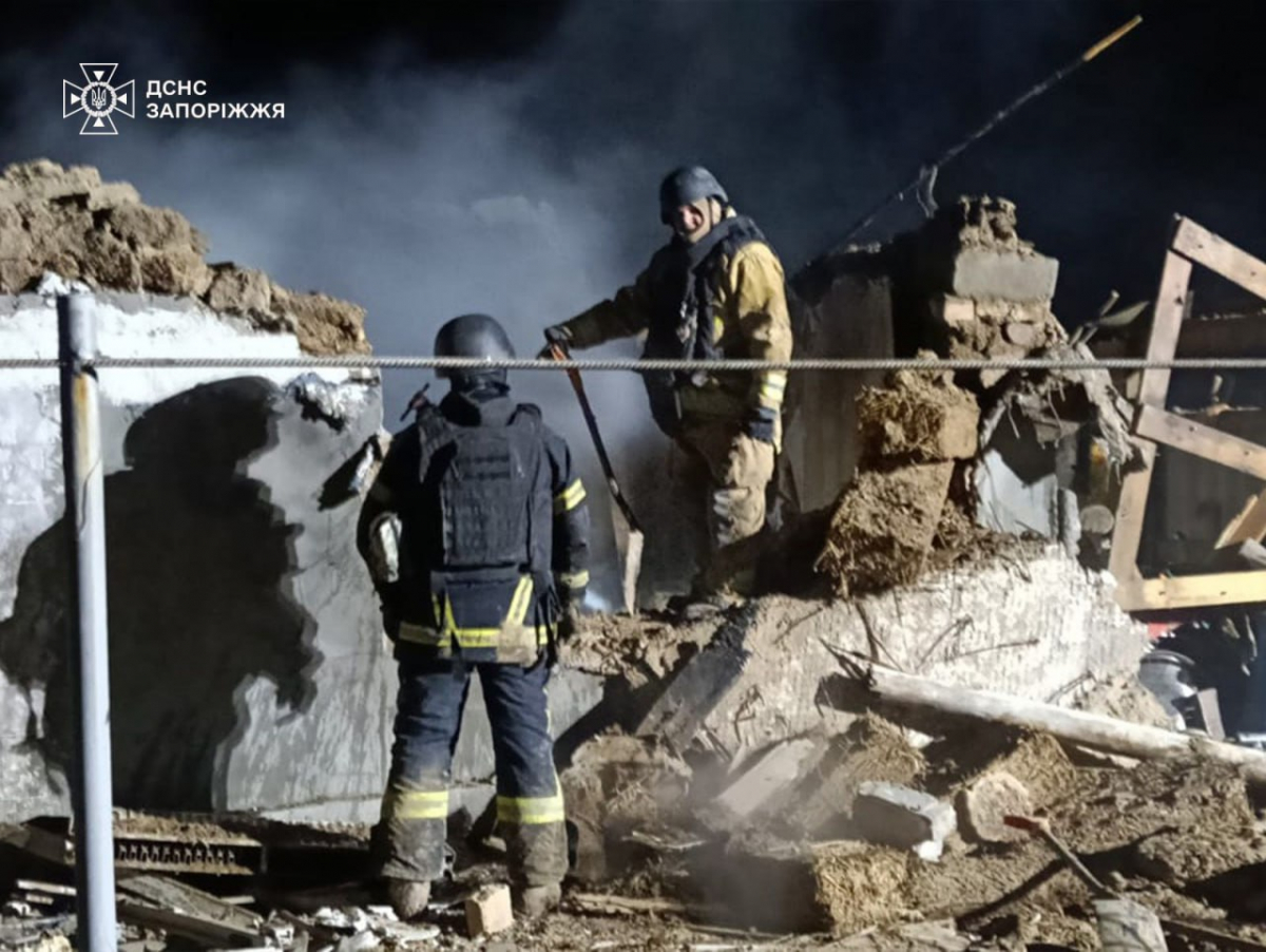 Ніч терору: в Запорізькій області внаслідок ворожих атак є загиблі та поранені (фото, відео)