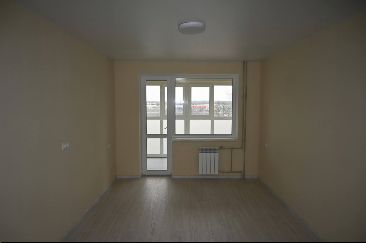 Повернення додому: у Запоріжжі мешканці отримали ключі від відновлених квартир (фото, відео)