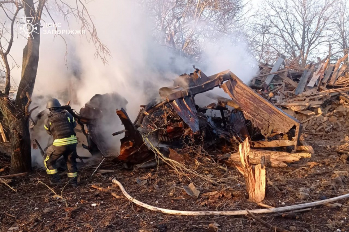 Росіяни вбили людей, ударили по транспорту - наслідки ворожих атак у Запорізькій області (фото)
