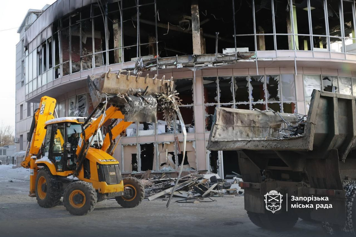 У Запоріжжі підрахували масштаби руйнувань від російських атак у січні (фото)