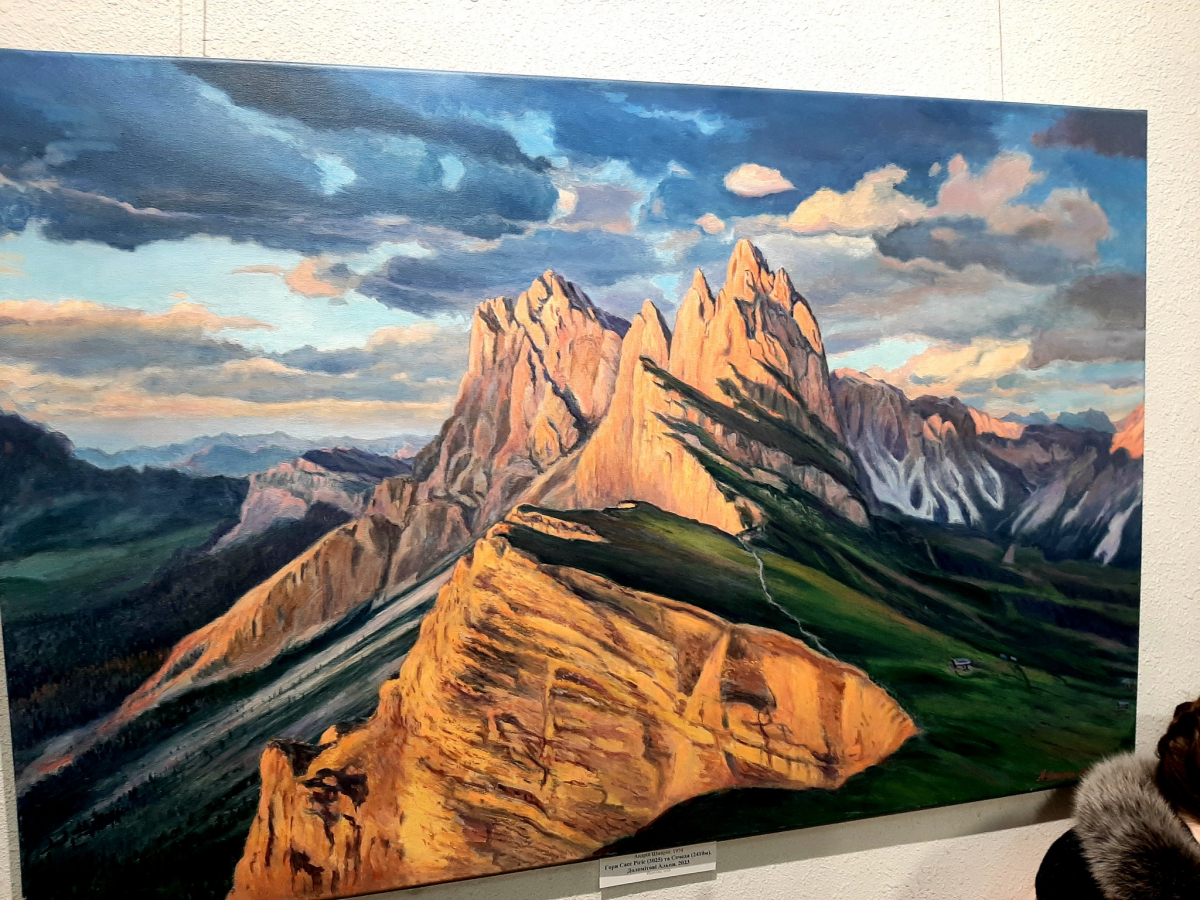 Картини з магічним ефектом - у запорізькому художньому музеї відкрили нову виставку (фото)