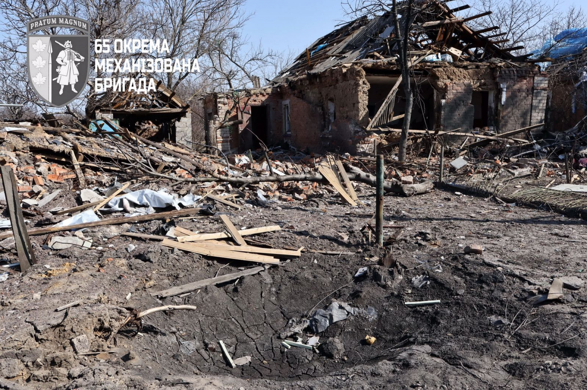 Собаки все ще чекають повернення господарів: як виглядає село Запорізького району у кіл-зоні (фото)