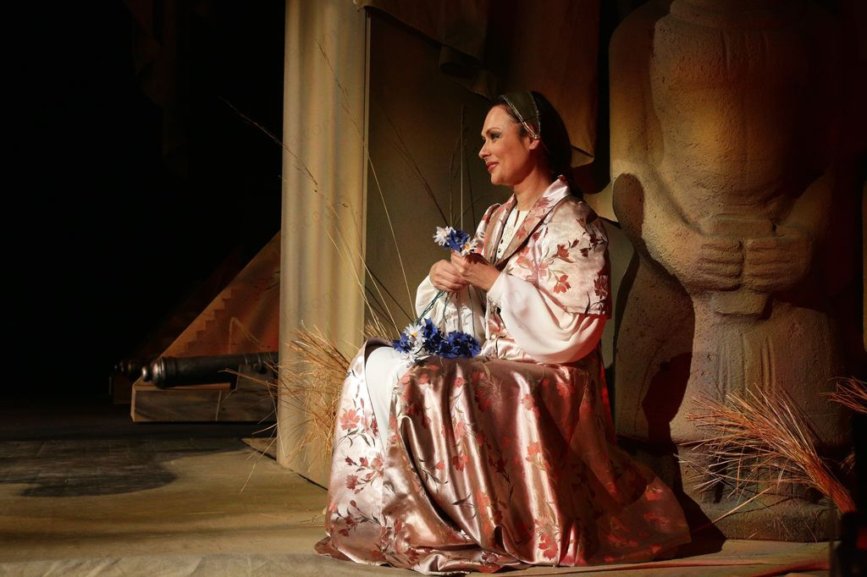 "Вперше вийшла на сцену у п'ять років": провідна актриса театру імені Магара відзначила ювілей