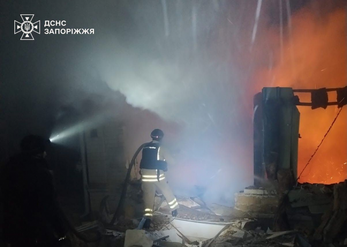 Запоріжжя та райони області зазнали ударів: є загиблі та поранені, серед них дитина (фото, відео)