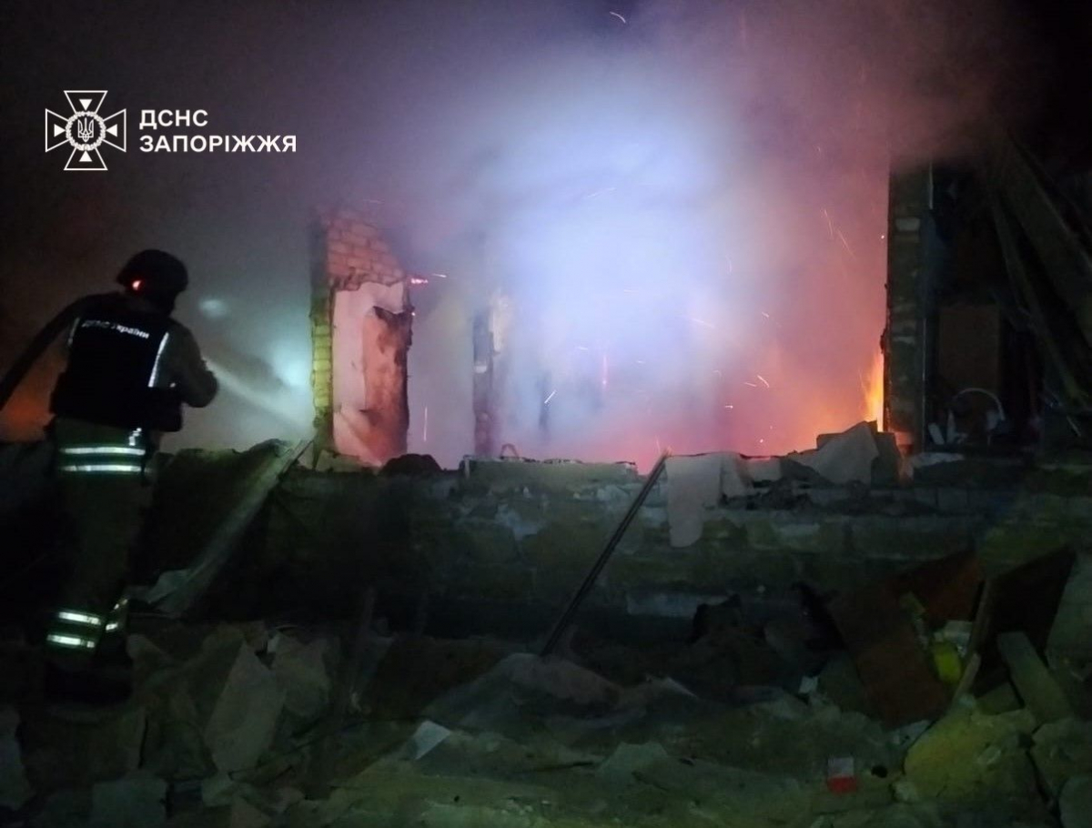 Запоріжжя та райони області зазнали ударів: є загиблі та поранені, серед них дитина (фото, відео)