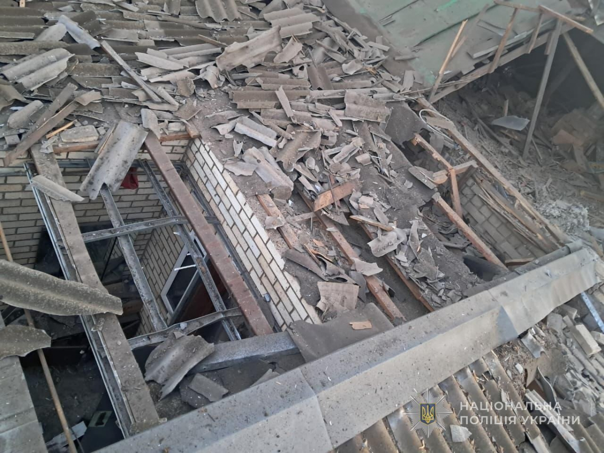 Наслідки обстрілів Запорізької області 3 квітня 2026 року. Фото: Національна поліція