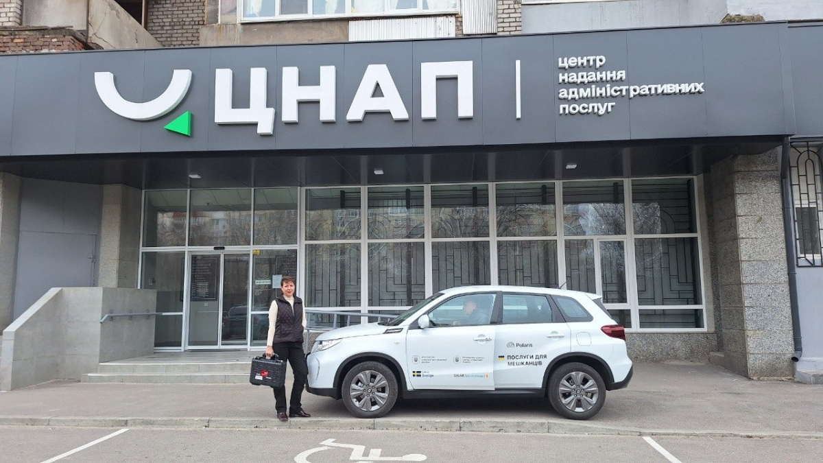 Як у Запоріжжі  «Мобільний адміністратор» допомагає людям з інвалідністю, фото Запорізька міська рада 