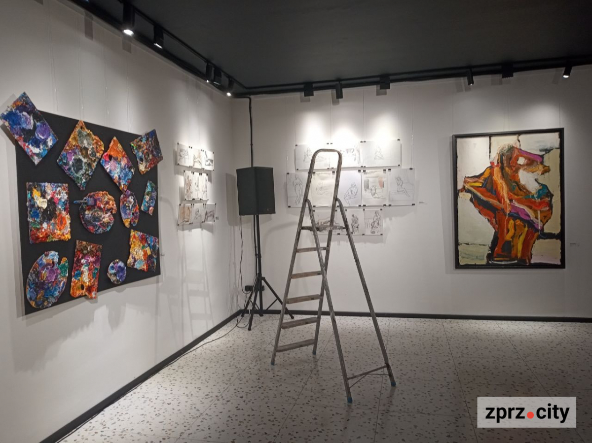 Київська художниця занурила запоріжців у магію кольору - фото