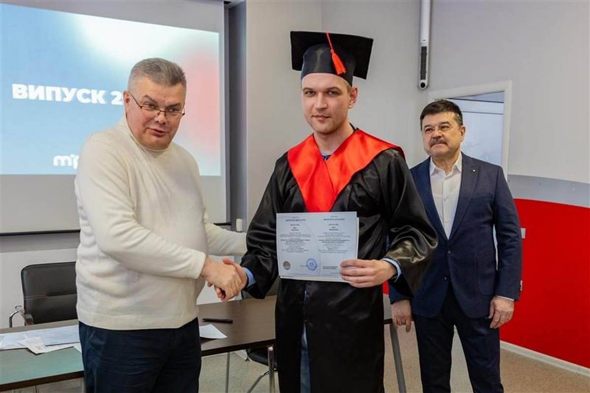 Магістратура Метінвест Політехніки: як випускники застосовують знання на ключових виробничих об’єктах,  фото: metinvest.university