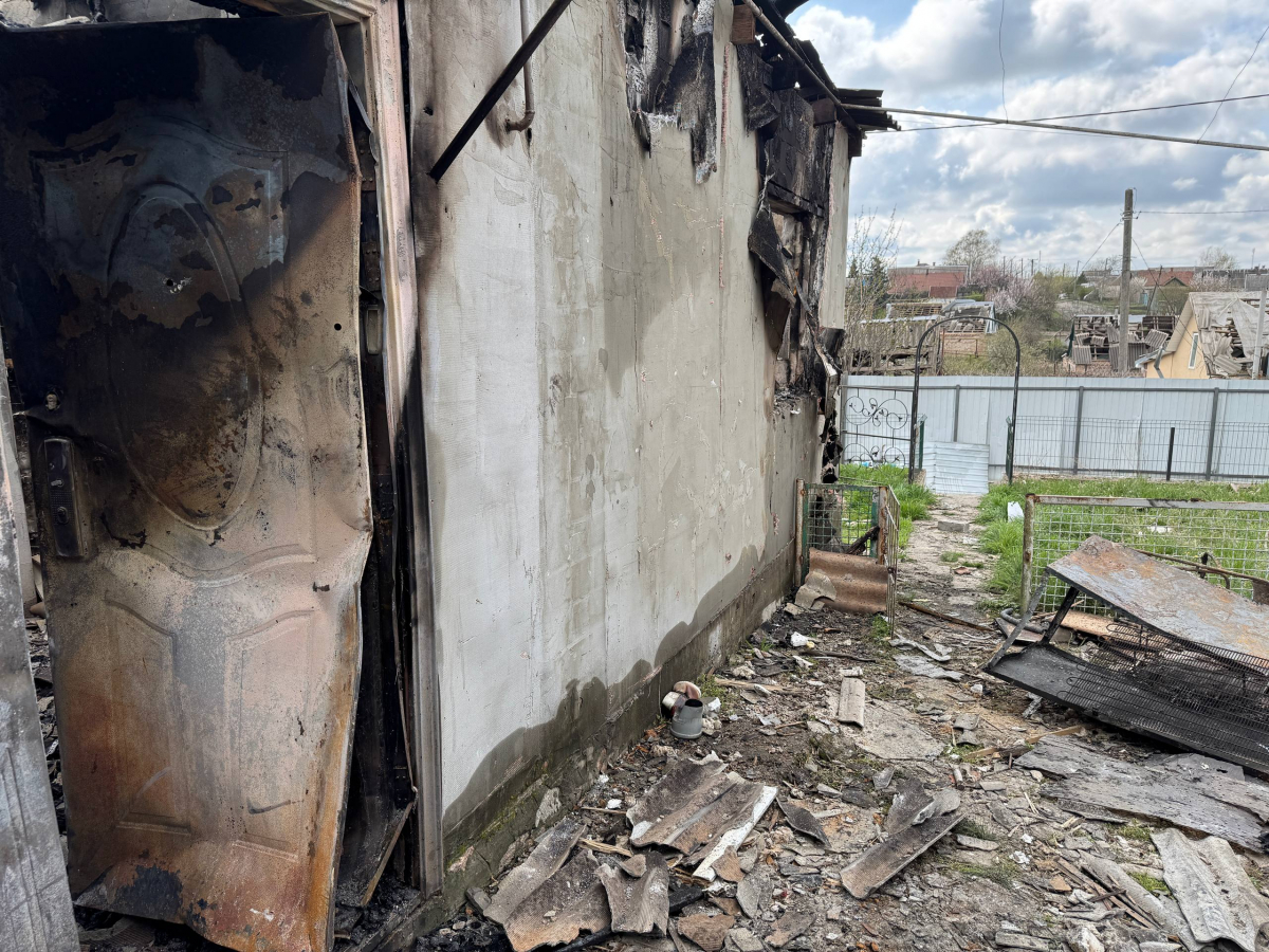 «Маму з завалів дістали» — що пережили люди під час авіаудару по Балабиному (фото)