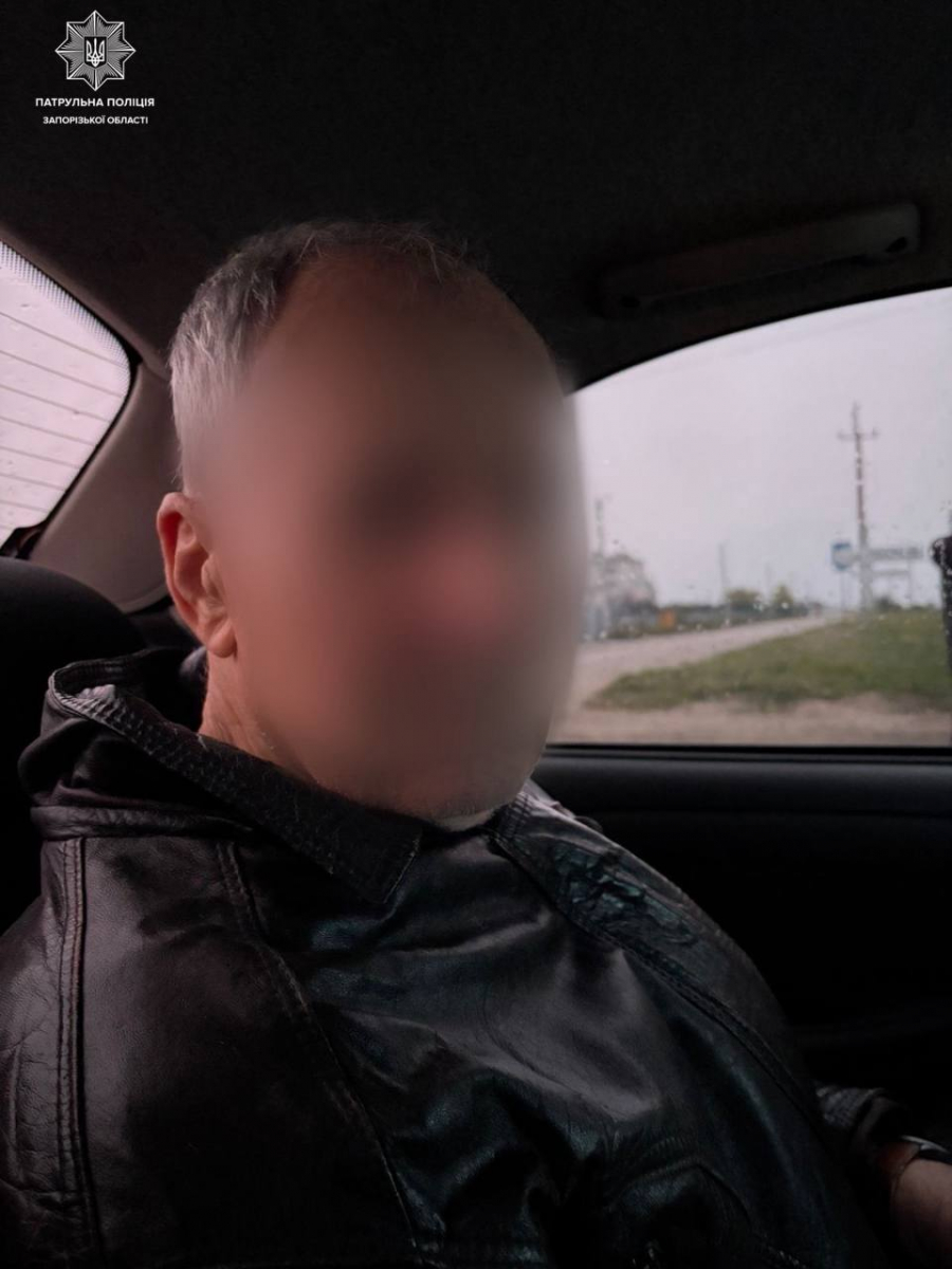Запорізькі патрульні розшукали літнього чоловіка, фото: Патрульна поліція Запорізької області 