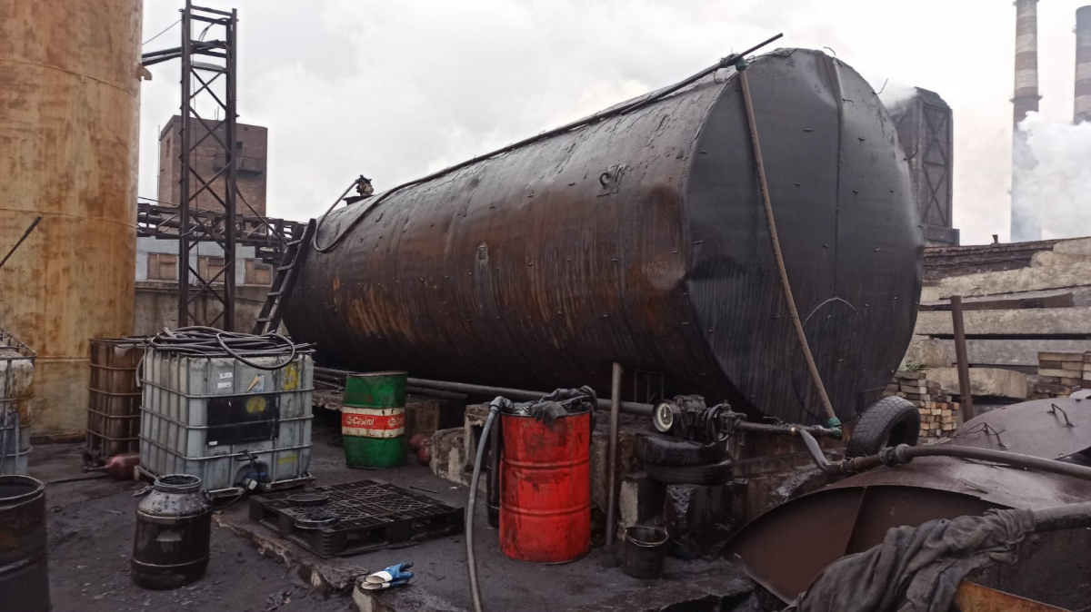 На Запоріжжі викрили підприємця, який незаконно виготовляв пальне без ліцензій