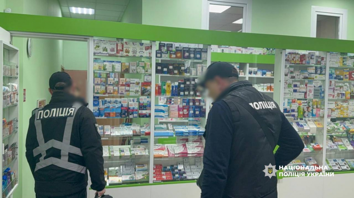 У Запорізькій області викрили схему незаконного ввезення та реалізації незареєстрованих лікарських засобів, зокрема препаратів для лікування онкохворих. 