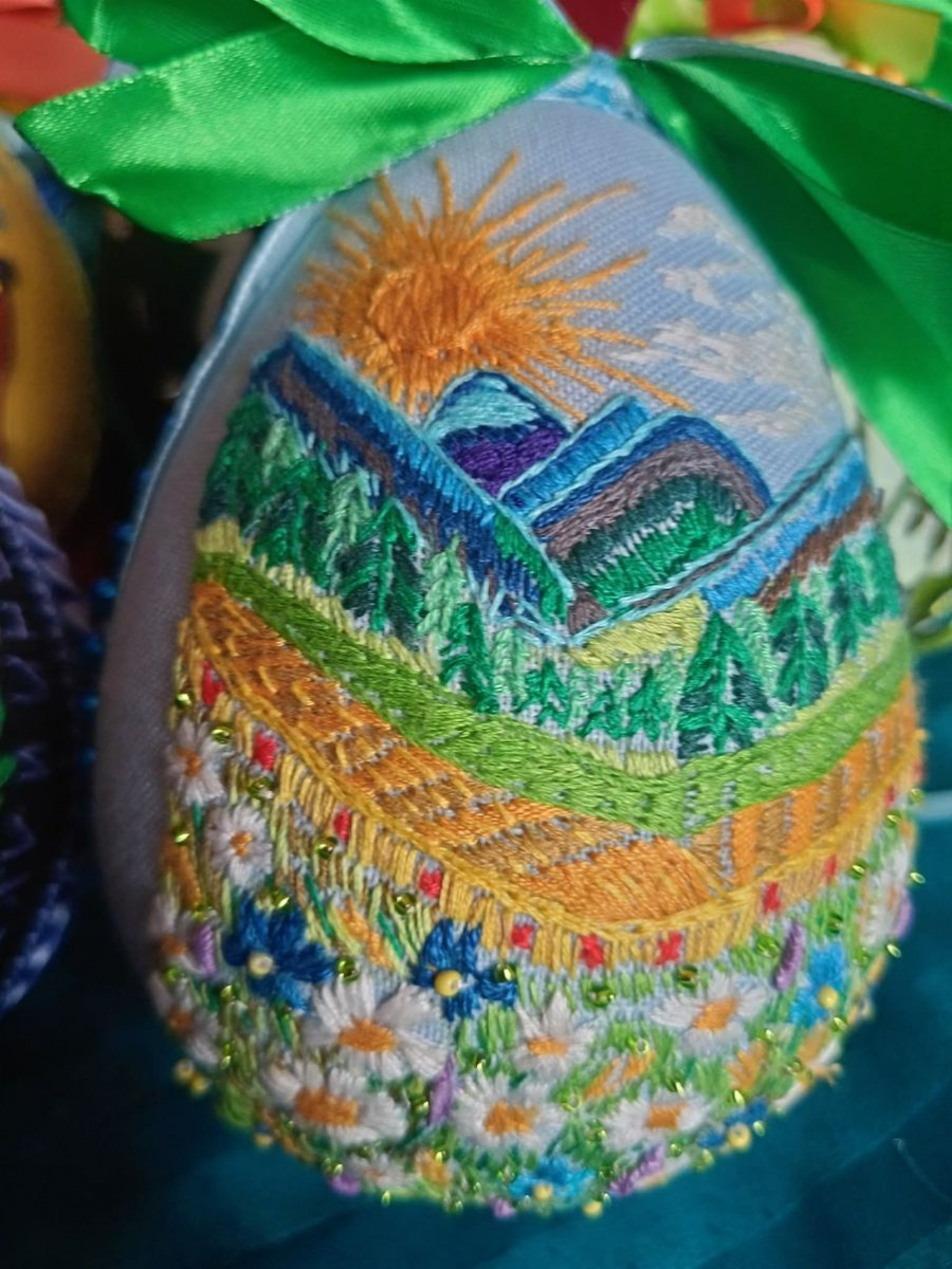 Виставку унікальних писанок відкриють у Запоріжжі концертом і майстер-класом - безкоштовні заходи