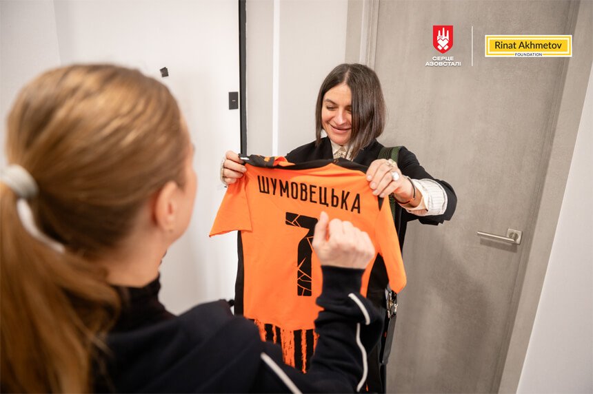 Захисниця «Азовсталі» Яна Шумовецька отримала квартиру від Ріната Ахметова