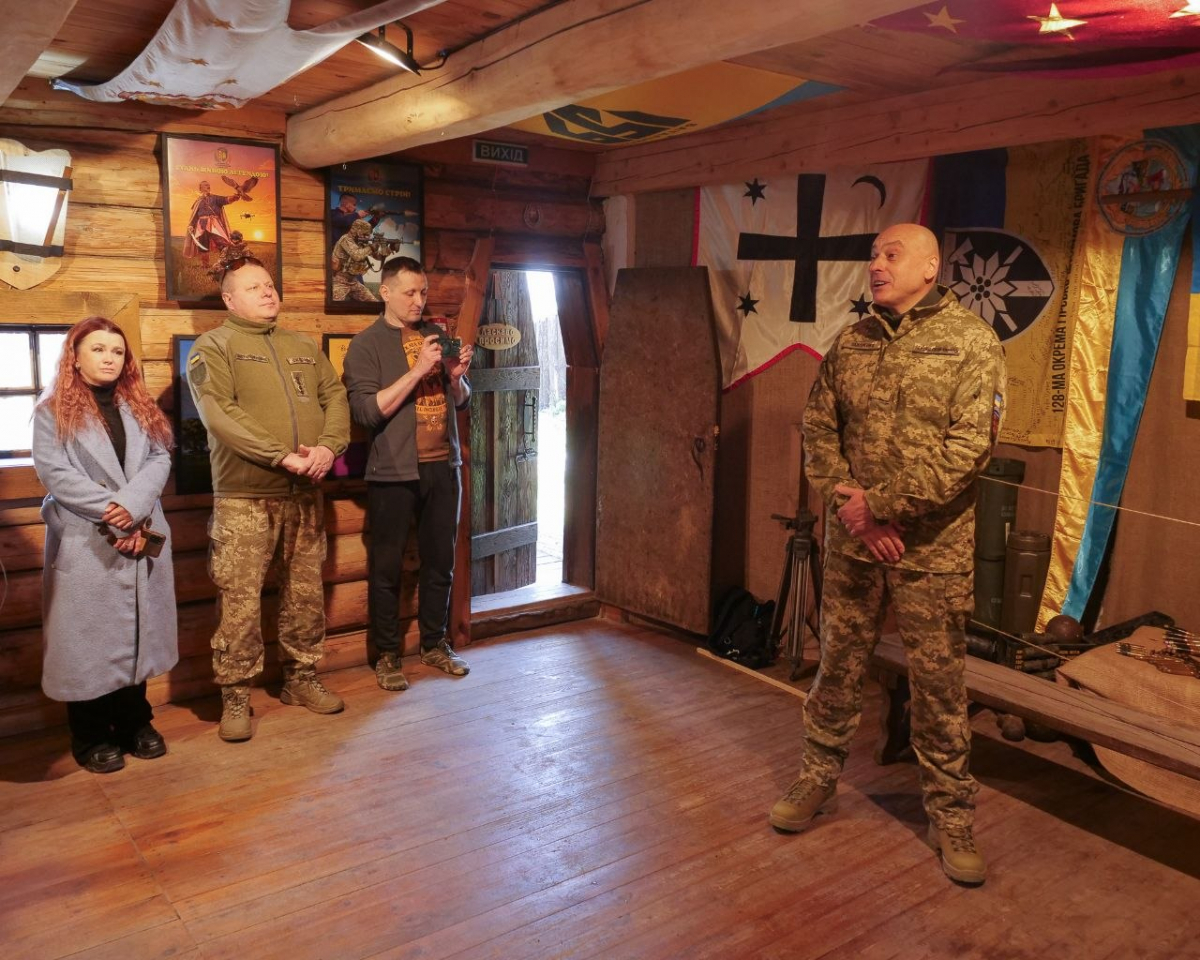 "Зараз мандруємо дорогами війни": власник відомої туристичної компанії служить на Запорізькому напрямку 